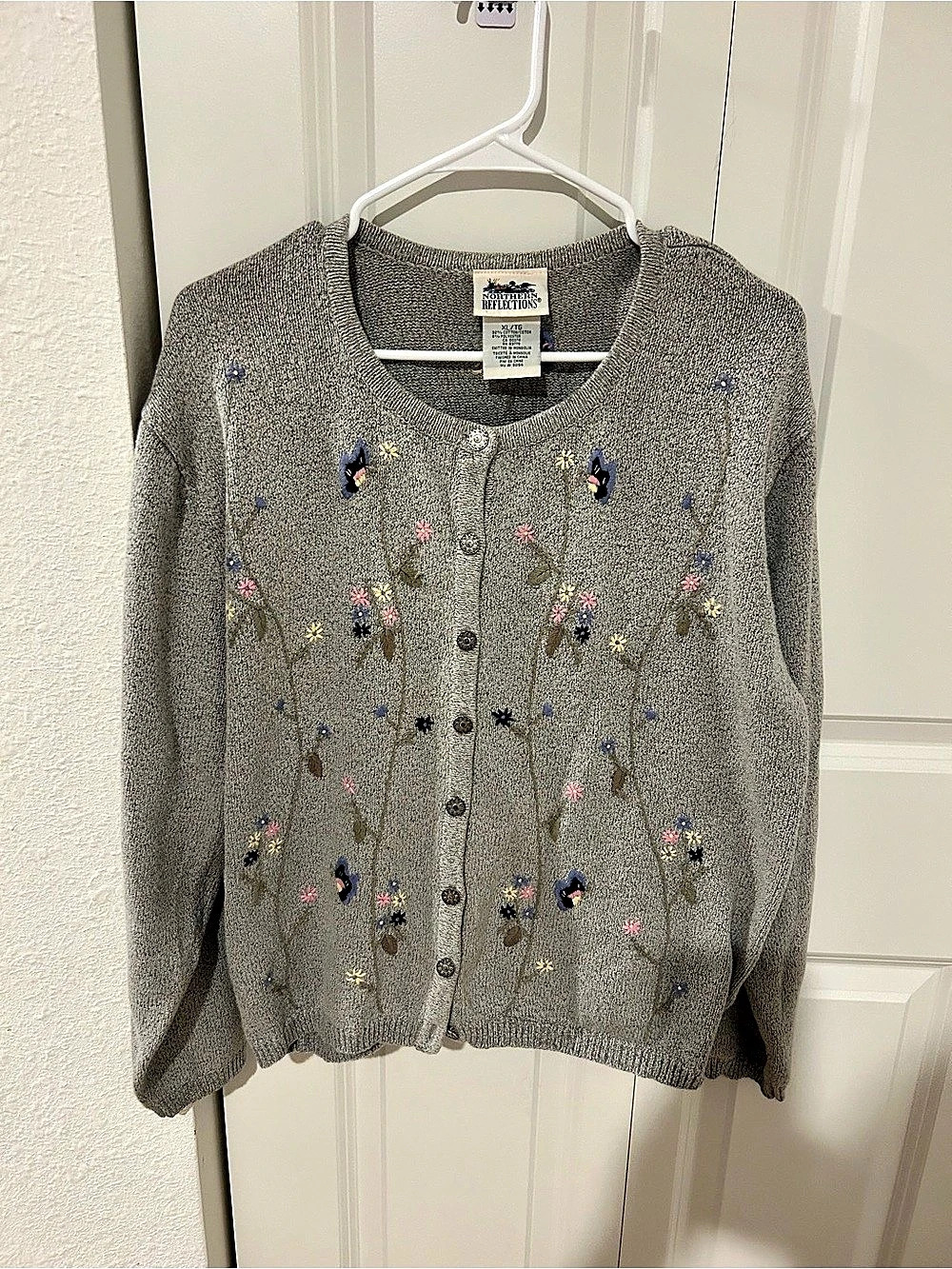 Northern Reflections Floral Embroidered Cardigan Gray Size XL